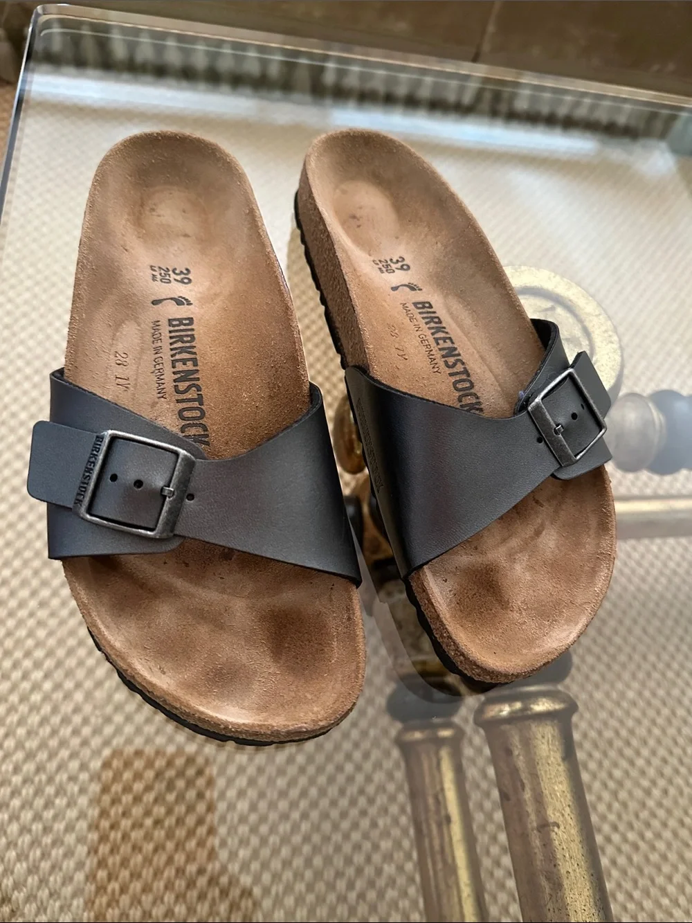 Birkenstock Black Single-Strap Madrid-Style Sandals Sz 39 Gunmetal Grey